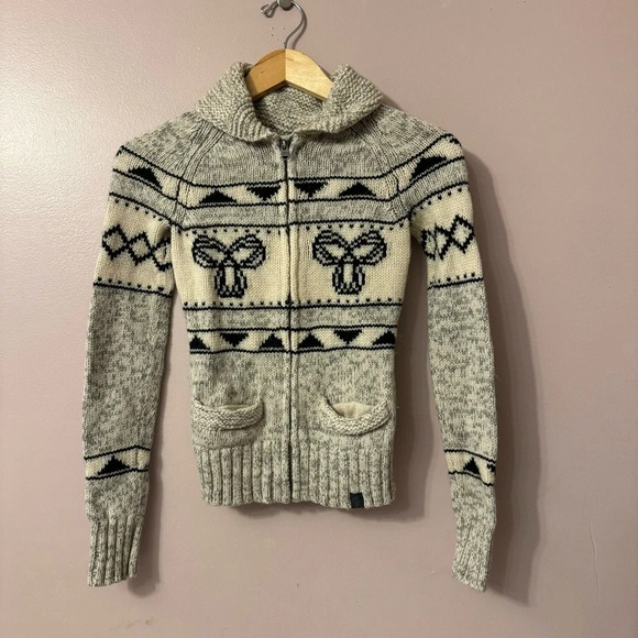 Aritzia TNA Sea  to Sky 100% Lambswool Sweater Women Size XS? - Picture 2 of 10